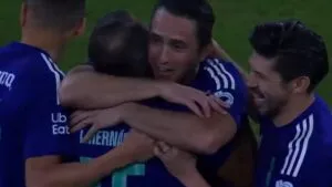 Moisés Muñoz brilla en Juego de Leyendas en Monterrey