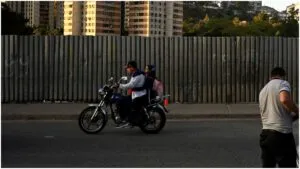 Reglamento para motos CDMX 2026: multa de más de 2 mil pesos por viajar con otro pasajero