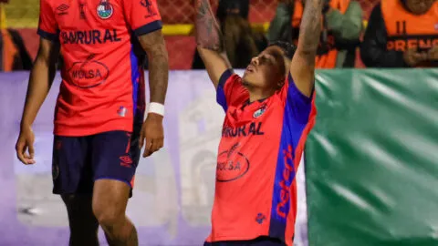 Municipal vuelve a El Trébol y suma su primer triunfo del 2026