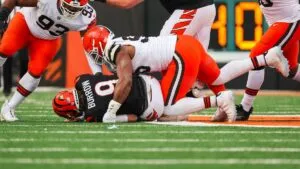 Myles Garrett rompe el récord de capturas en una temporada