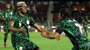 ¡Las Águilas Verdes vuelan a cuartos! Nigeria arrolla a Mozambique en la Copa Africana