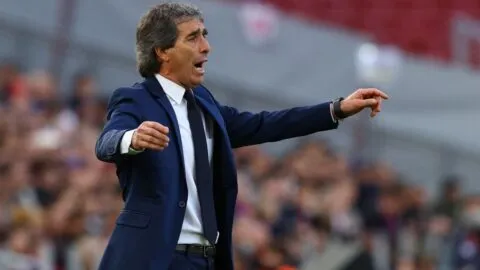 Real Oviedo logra su primera victoria del 2026 ante el Girona y sueña con la permanencia