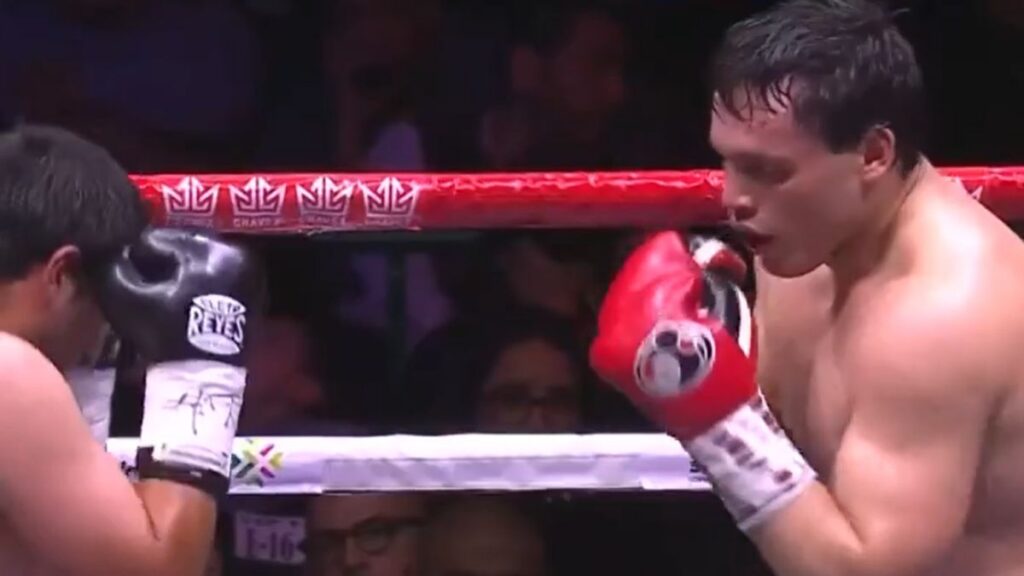 JC Chávez Jr. vence por nocaut a Sacco