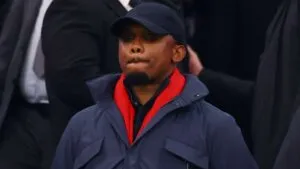 Samuel Eto'o, suspendido cuatro partidos por 'explotar' durante el Camerún vs Marruecos de la Copa Africana