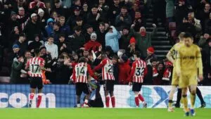 Sunderland vence al Crystal Palace y sueña con competición internacional