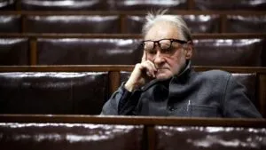 Béla Tarr, el icónico cineasta húngaro, muere a los 70 años