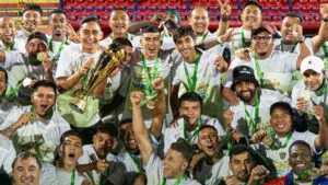 Golpe al bicampeón: Antigua perdería a una de sus estrellas