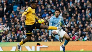 Jhon Arias desaparece y Yerson Mosquera tiene un día raro ante el Manchester City