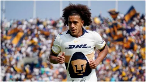 Pumas pierde a Adalberto Carrasquilla por lesión