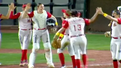 El Águila de Veracruz remonta en extra innings y se lleva la serie ante Algodoneras