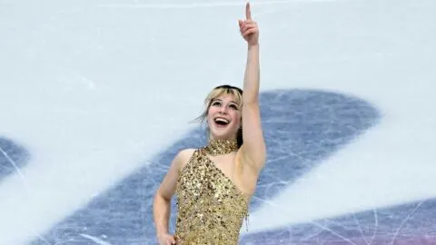 Alysa Liu, la nueva reina del patinaje artístico con su rutina al ritmo de 'La Reina del Disco'