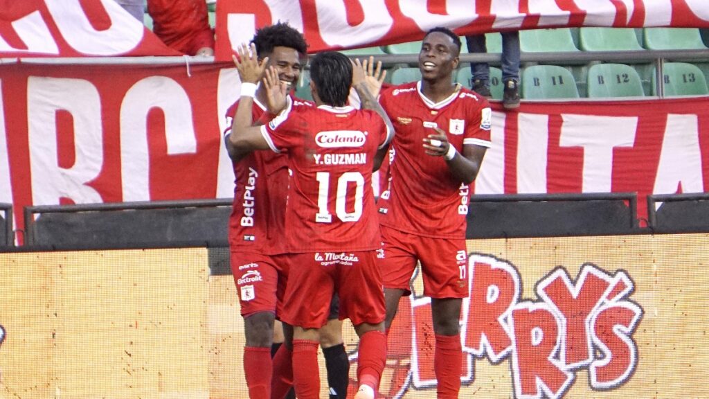 América de Cali golea a Alianza en el Estadio Armando Maestre Pavajeau.