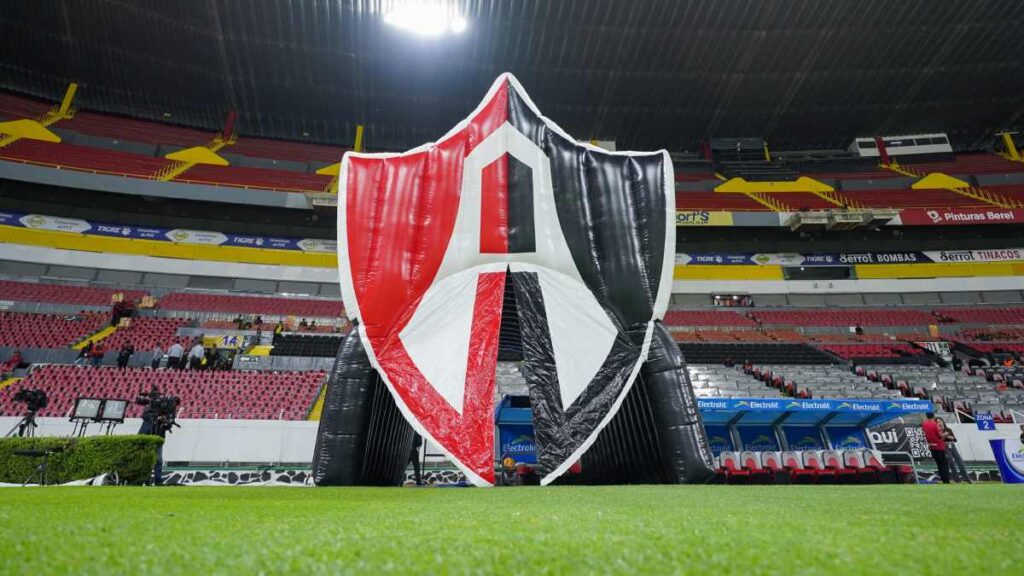 Atlas entrenó a distancia, debido a los actos de inseguridad y violencia que se desataron desde este domingo