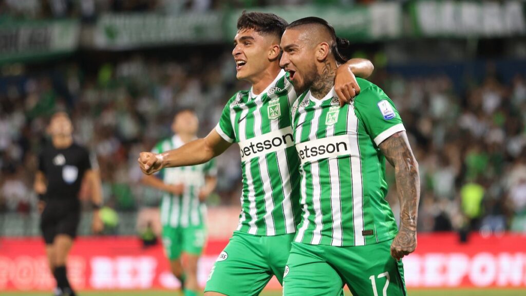 Jugadores de Nacional, celebrando.