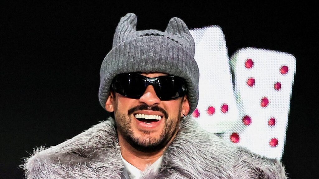 Bad Bunny: ¿Qué canciones cantará en el Super Bowl 2026?