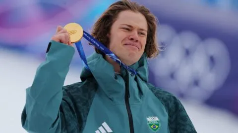 Del retiro al oro olímpico en Milano Cortina 2026: La increíble historia de Lucas Pinheiro