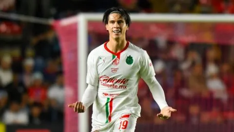 Diego Campillo siente “fuego” cuando enfrenta al América; no se sienten favoritos en Chivas