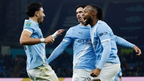 Manchester City aplasta al Newcastle y va por la Carabao Cup ante el Arsenal