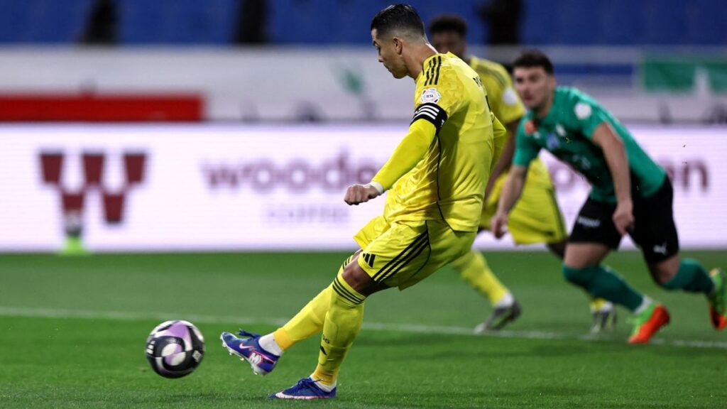 Cristiano marca en la goleada de Al Nassr sobre Al Najma