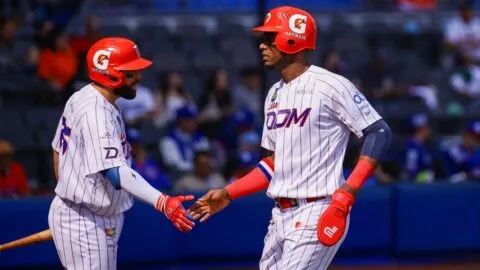 República Dominicana domina a Puerto Rico en la segunda jornada de la Serie del Caribe