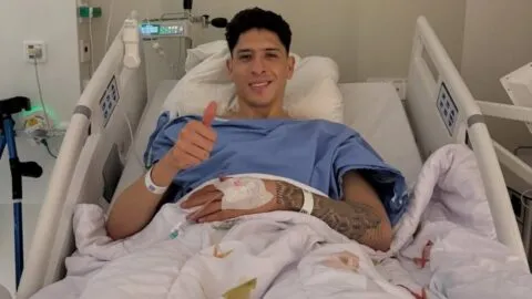 Edson Álvarez es operado con éxito del tobillo; se perderá juegos ante Portugal y Bélgica