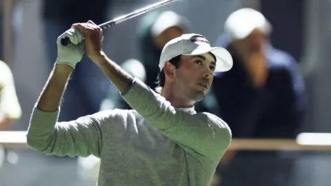 Elvis Smylie y Peter Uihlein, en la cima de LIV Golf Riyadh de cara a la cuarta ronda