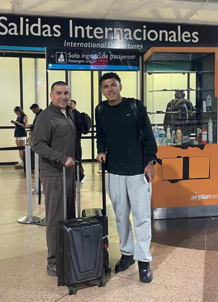 Emilio Aristizábal viaja a Canadá. - @aristigol09.