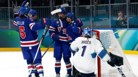 Highlights hockey en Milano Cortina 2026: resultado Estados Unidos vs Finlandia, preliminar femenil