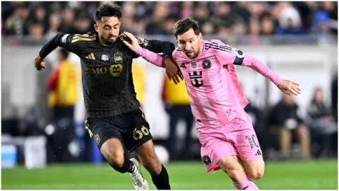 Captan a Luis Suárez frenando a Leo Messi para evitar un escándalo tras derrota del Inter Miami