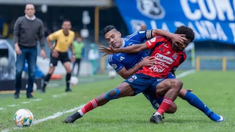 Jugadores de Millonarios arremeten contra la cancha del Campín: “Es un desastre…”