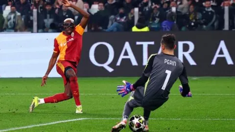 Juventus queda al borde de la hazaña y es eliminado por Galatasaray