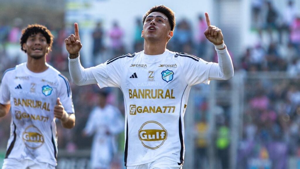 Comunicaciones y Mixco igualaron 2-2 en el Clausura 2026 | @CremasOficial