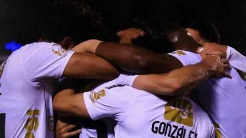 La decisión del Fantasma Figueroa que ya se hizo cábala en Comunicaciones