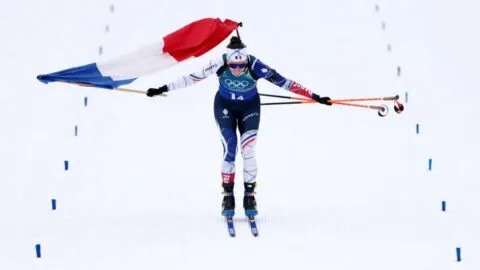 Highlights del biatlón en Milano Cortina 2026: resultados del relevo femenil 4x6km