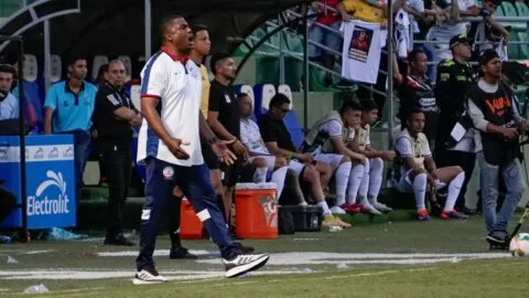 Cero y van cinco: Hubert Bodhert no es más el técnico de Alianza