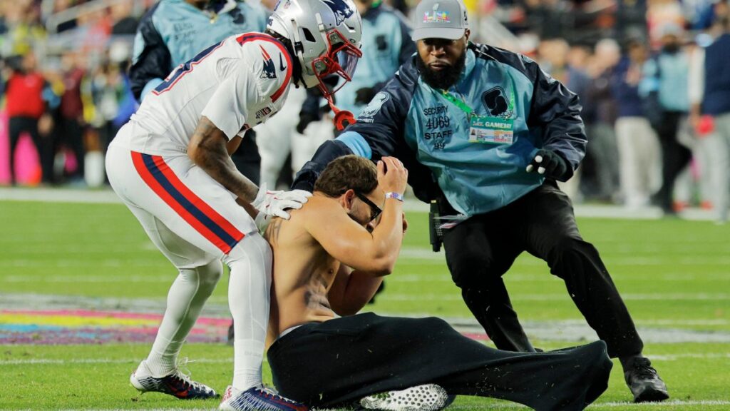 Invasión de campo en el Super Bowl. Reuters