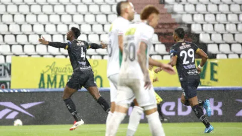 Diego Martínez deja blanco al Once Caldas en el Palogrande