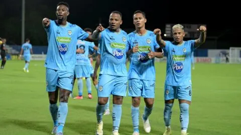 El 'Topo' Rentería salva la noche en un adormecedor Jaguares vs Pereira