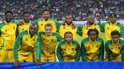 Presidente de la Federación de Fútbol de Jamaica, preocupado por la violencia en México previo al repechaje