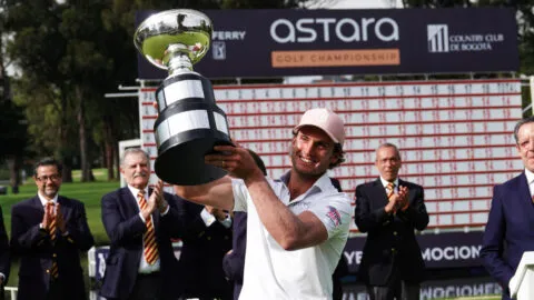 Camilo Villegas y Ricardo Celia, parejos en el Astara Golf Championship