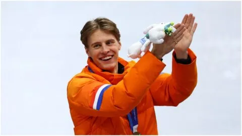 Highlights del patinaje de velocidad de pista corta en Milano Cortina 2026: resultados de la final 1,500 m varonil