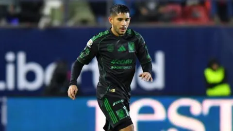 Jesús Garza recibe convocatoria para el México vs Islandia tras 100 partidos con Tigres