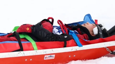 Aparatosa caída de Jiayu Liu estremece el halfpipe en Milano Cortina 2026