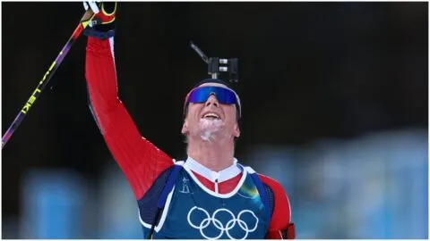 Oro noruego en biatlón: Botn gana la prueba individual varonil de 20 km