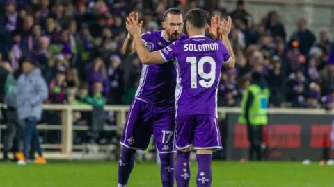 Fiorentina golpea en Polonia y vence con autoridad al Jagiellonia en la Conference League
