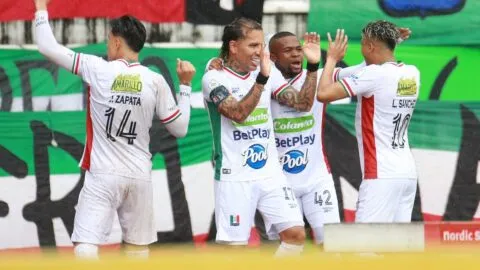 El show de Dayro Moreno impulsa al Once Caldas hacia un triunfo contundente