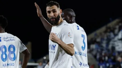 Karim Benzema brilla con ‘hat-trick’ en su debut con Al Hilal