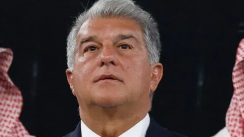 Laporta dimite para buscar la reelección en el Barcelona