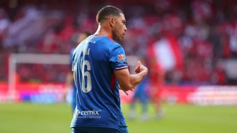 Erik Lira, complacido con los refuerzos de Cruz Azul: "Llegó gente con bastante jerarquía"