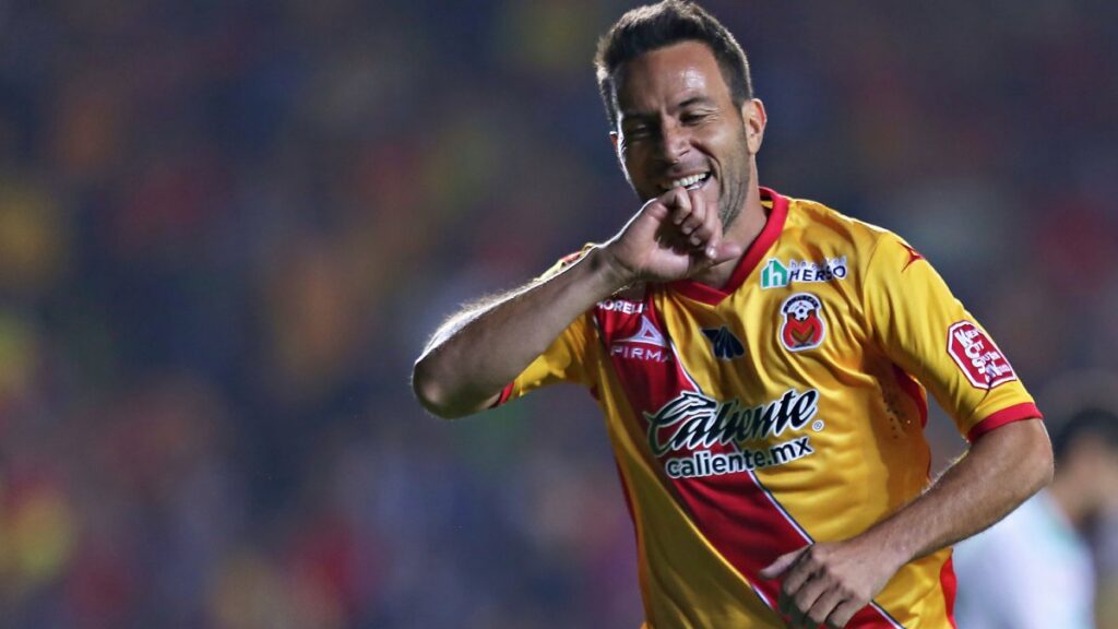 Luis Gabriel ‘Canguro’ Rey en festejo de gol, durante el partido de la jornada 16 del torneo Clausura 2016 ante Santos.